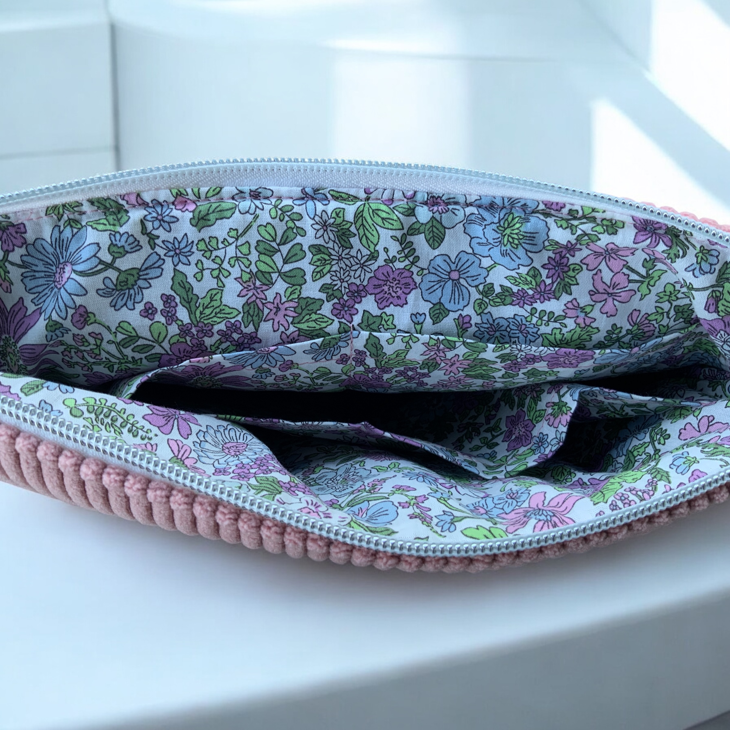 Trousse de toilette triangle taille L – Image 4